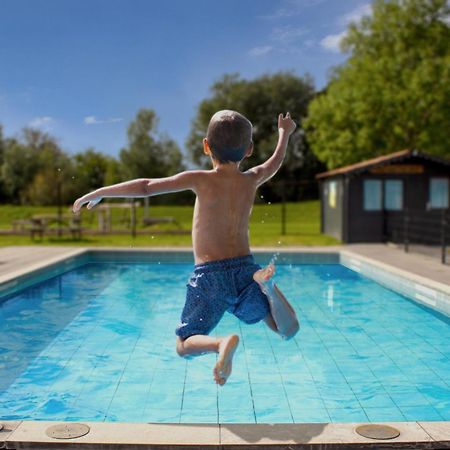 Luxus Familienvilla Mit Jacuzzi & Sauna 2 Tzummarum ภายนอก รูปภาพ
