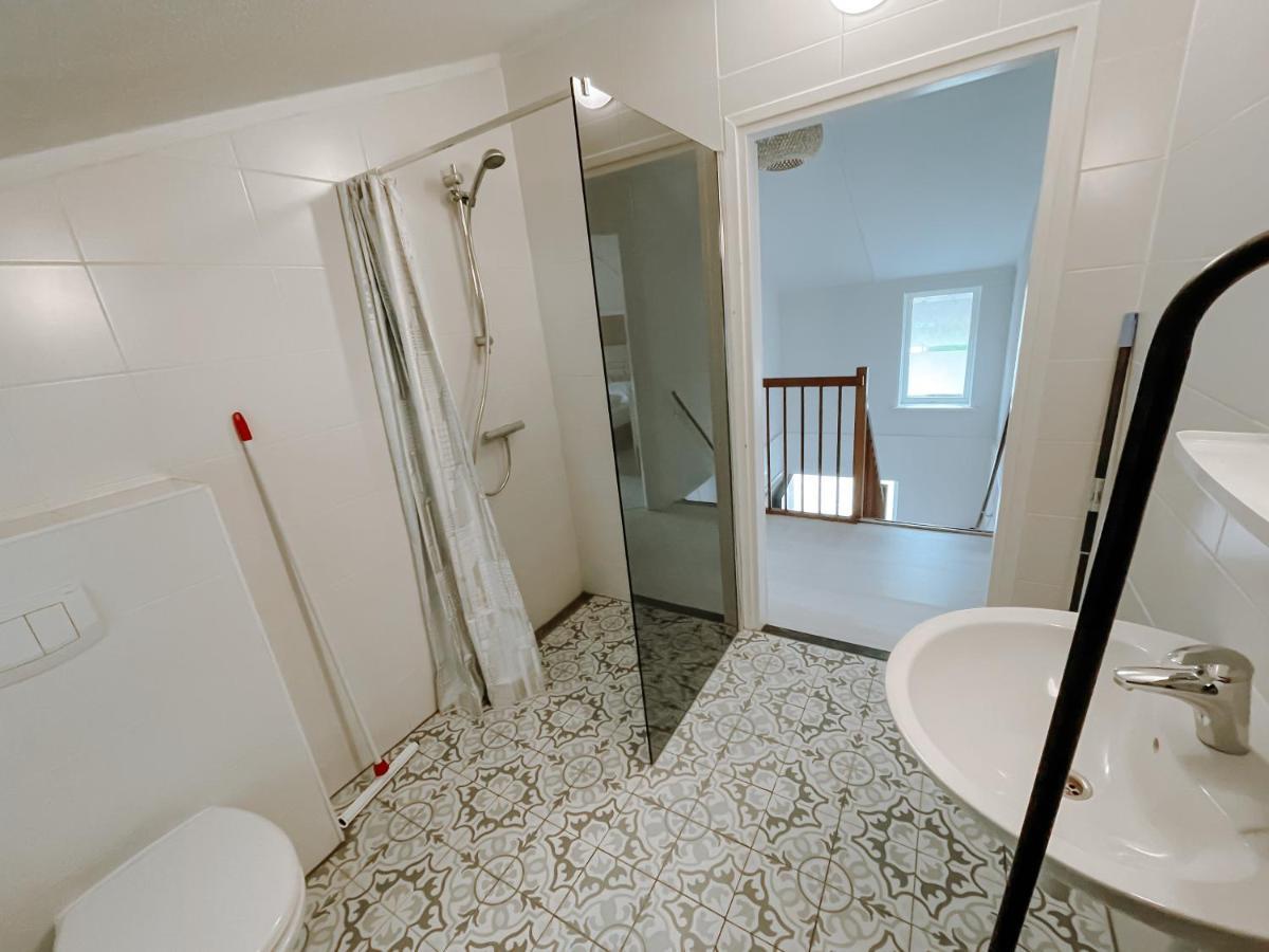 Luxus Familienvilla Mit Jacuzzi & Sauna 2 Tzummarum ภายนอก รูปภาพ