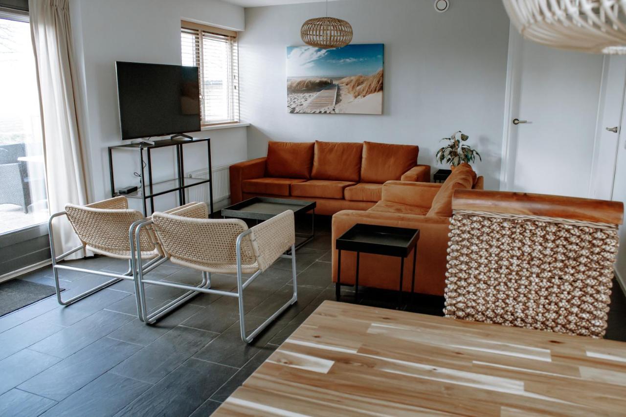Luxus Familienvilla Mit Jacuzzi & Sauna 2 Tzummarum ภายนอก รูปภาพ